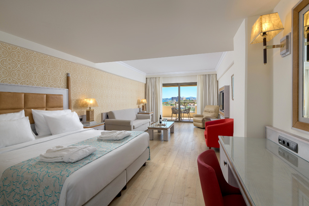 Junior-Suite-3