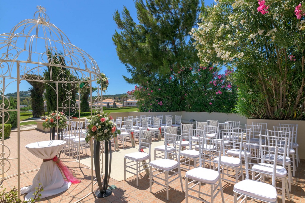 La_Marquise_Wedding_Church_Outdoor