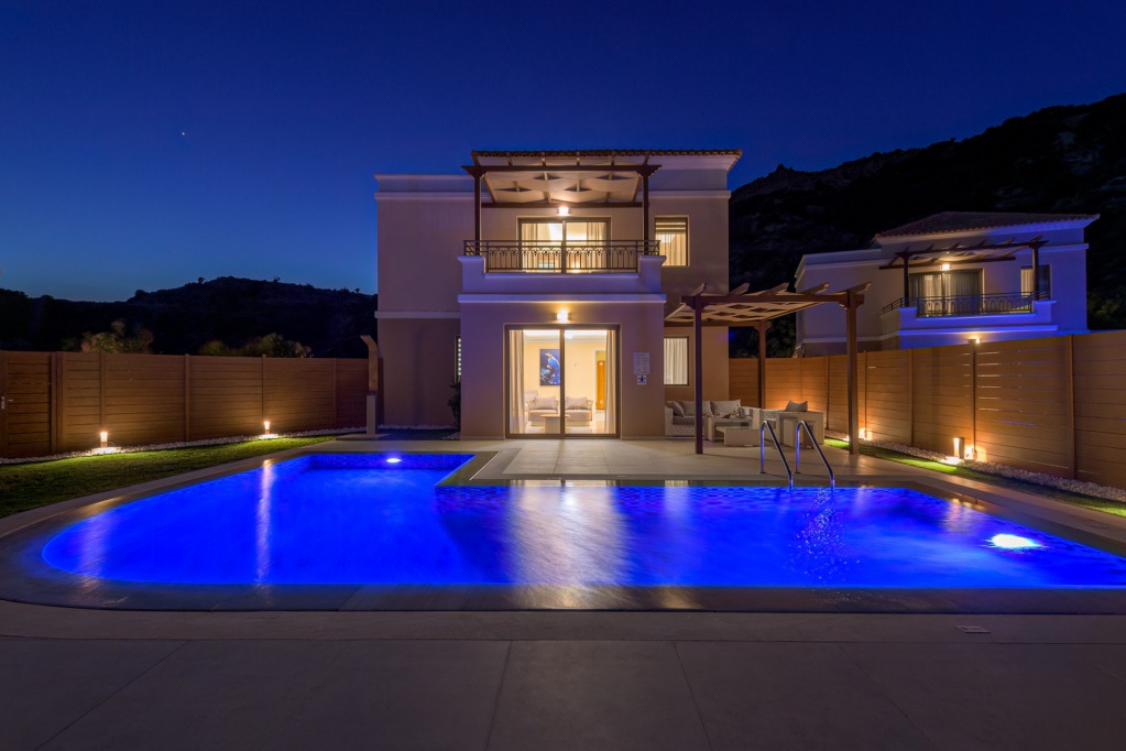 Exterior-Night_1_Web_Res